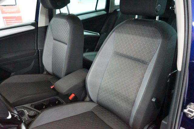 VOLKSWAGEN Tiguan usata, con Sensore di luce