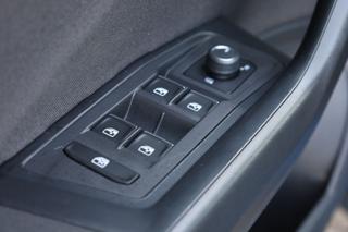 VOLKSWAGEN T-Roc usata, con Touch screen
