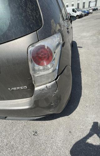TOYOTA Verso usata, con Chiusura centralizzata