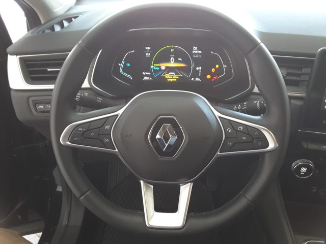 RENAULT Captur usata, con Controllo automatico clima
