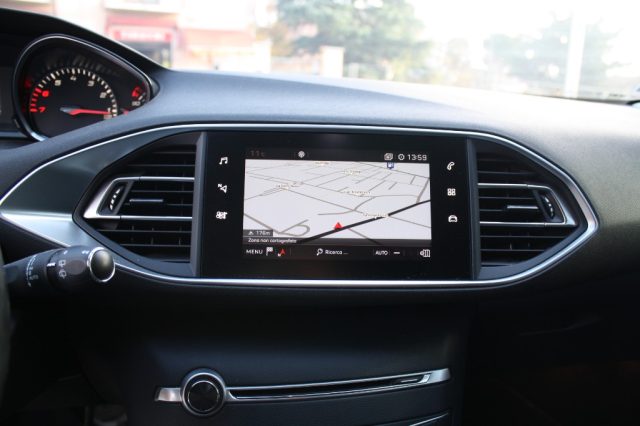 PEUGEOT 308 usata, con Bluetooth