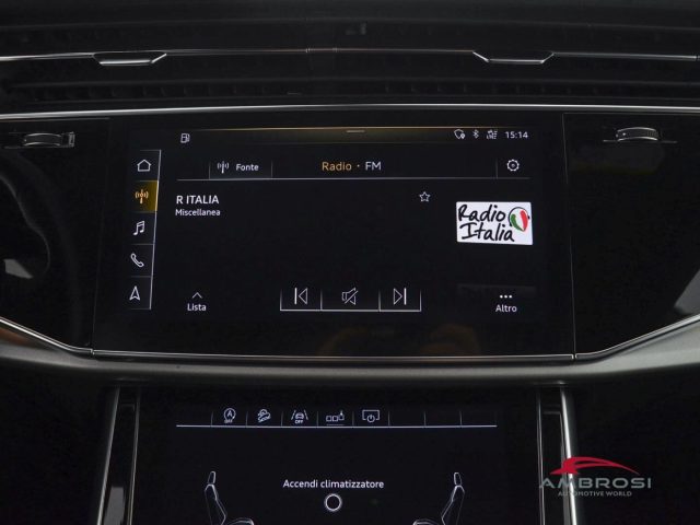 AUDI Q8 usata 13
