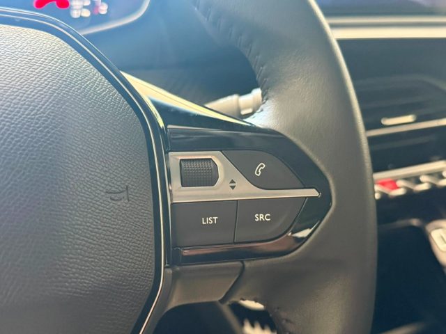 PEUGEOT 208 usata, con Sensori di parcheggio posteriori