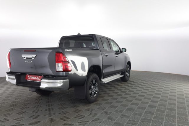 TOYOTA Hilux usata 3
