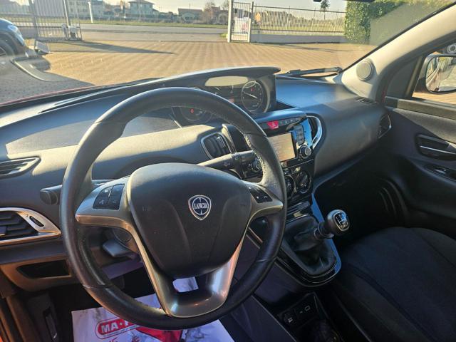 LANCIA Ypsilon usata, con Boardcomputer