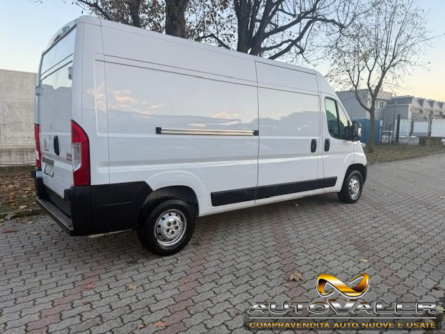 PEUGEOT Boxer usata, con Boardcomputer