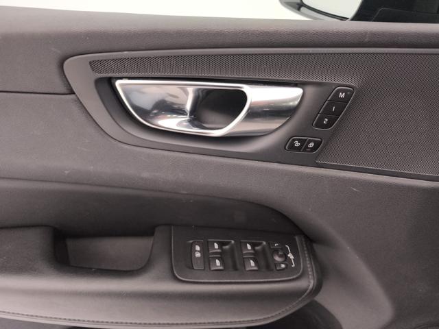 VOLVO XC60 usata, con Touch screen