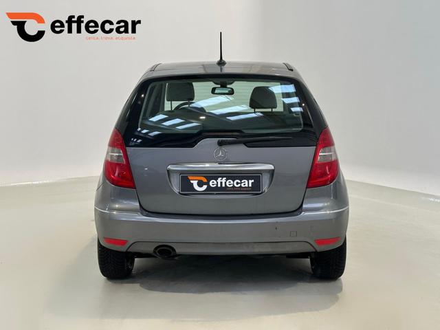 MERCEDES-BENZ A 180 usata, con Alzacristalli elettrici