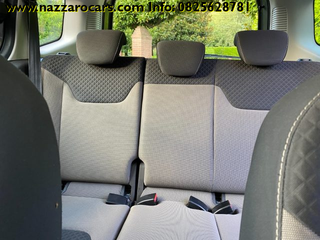 FORD Tourneo Courier usata, con Luci diurne
