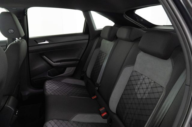 VOLKSWAGEN Taigo usata 9