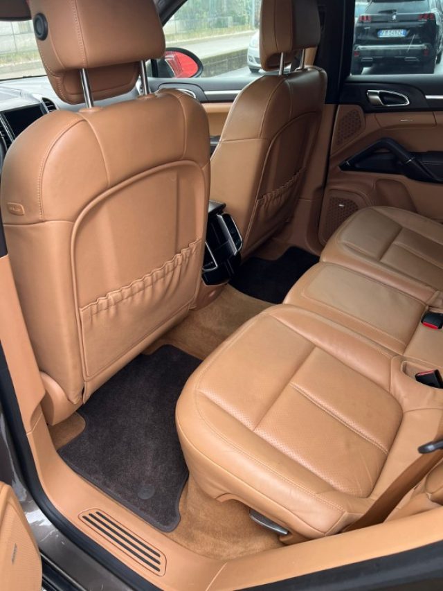 PORSCHE Cayenne usata, con Controllo automatico clima