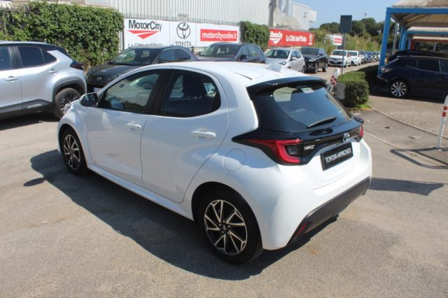 TOYOTA Yaris usata, con Bracciolo
