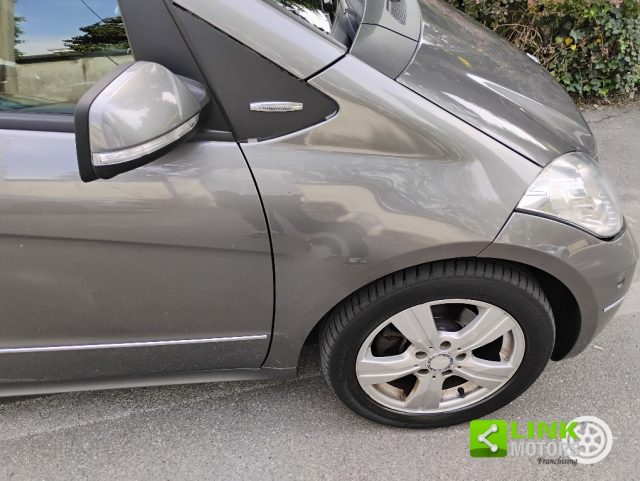 MERCEDES-BENZ A 160 usata, con Airbag laterali