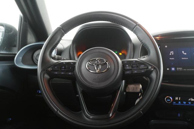 TOYOTA Aygo X usata 4