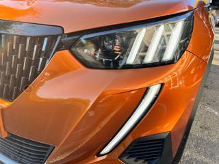 PEUGEOT 2008 usata, con Alzacristalli elettrici