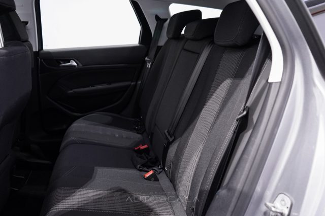 PEUGEOT 308 usata, con Volante multifunzione