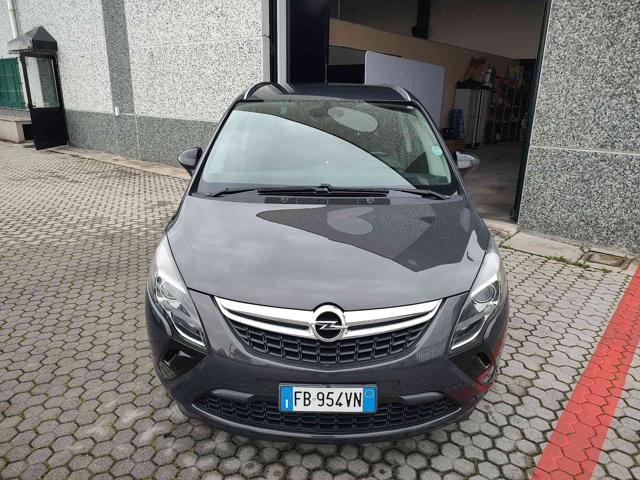 OPEL Zafira Tourer usata, con Climatizzatore