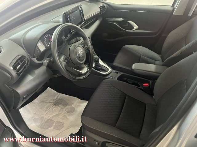 TOYOTA Yaris usata, con ESP