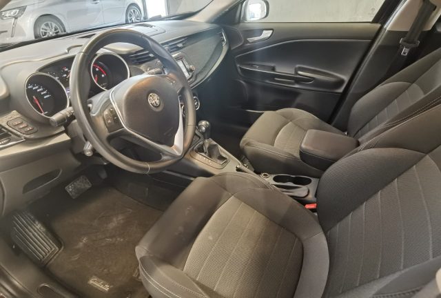 ALFA ROMEO Giulietta usata, con Climatizzatore