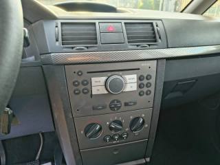 OPEL Meriva usata, con Climatizzatore