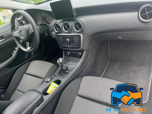 MERCEDES-BENZ GLA 180 usata 17