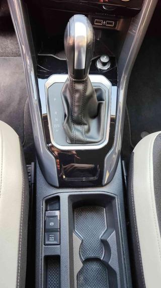 VOLKSWAGEN T-Roc usata, con Volante in pelle