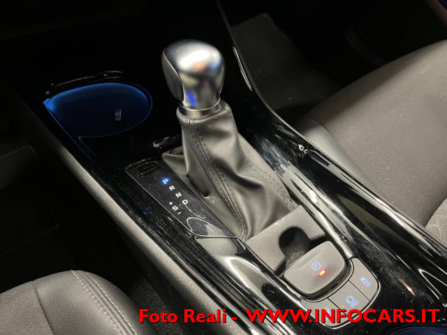 TOYOTA C-HR usata, con Volante in pelle