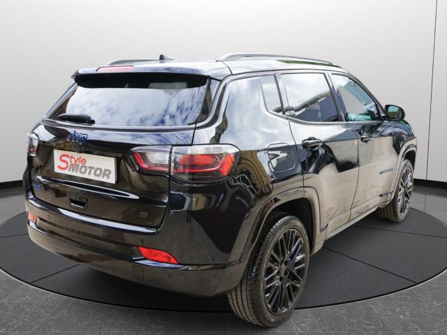 JEEP Compass usata, con Autoradio