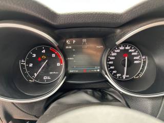 ALFA ROMEO Stelvio usata, con Volante in pelle