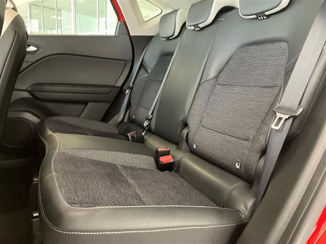 RENAULT Captur usata 11