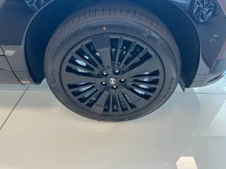 HYUNDAI Santa Fe usata, con Volante in pelle