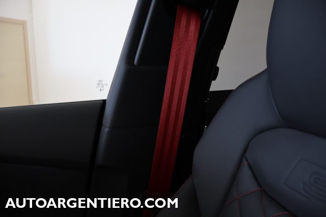 AUDI Q8 usata, con Luci diurne