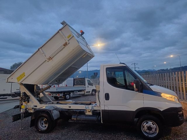 IVECO Daily usata 0