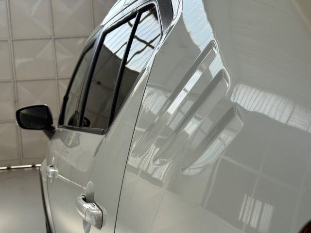SUZUKI Ignis usata, con Fari LED