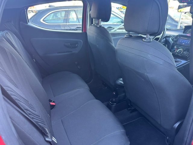 LANCIA Ypsilon usata, con ESP