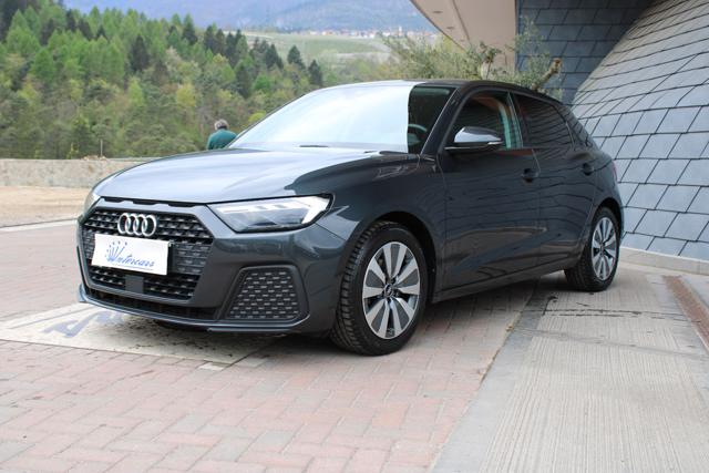 AUDI A1 usata, con Autoradio