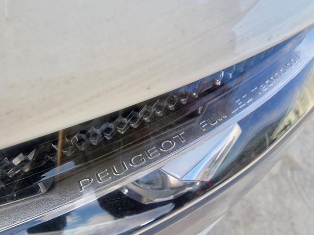PEUGEOT 3008 usata 23