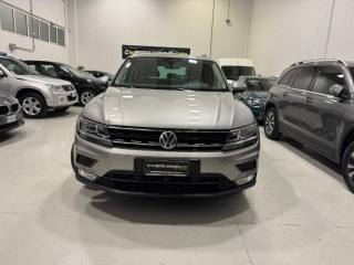 VOLKSWAGEN Tiguan usata, con Airbag laterali
