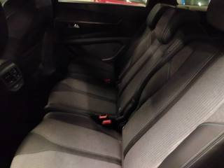 PEUGEOT 5008 usata, con Sensori di parcheggio posteriori