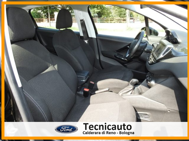 PEUGEOT 208 usata, con Bluetooth