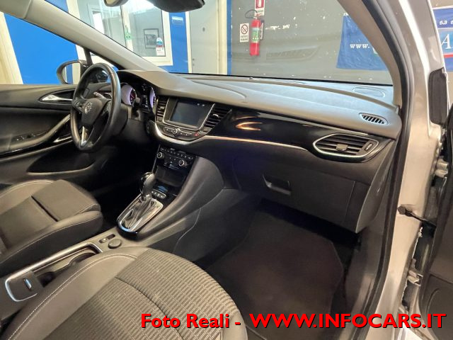 OPEL Astra usata, con Volante in pelle