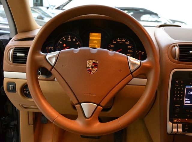 PORSCHE Cayenne usata, con Controllo automatico clima