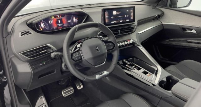 PEUGEOT 5008 usata, con Controllo automatico clima