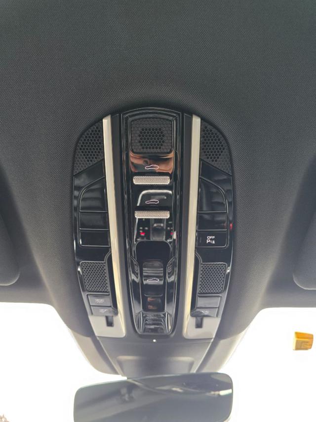 PORSCHE Panamera usata, con Volante in pelle