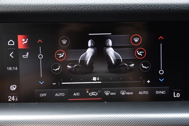ALFA ROMEO Stelvio usata, con Fari LED