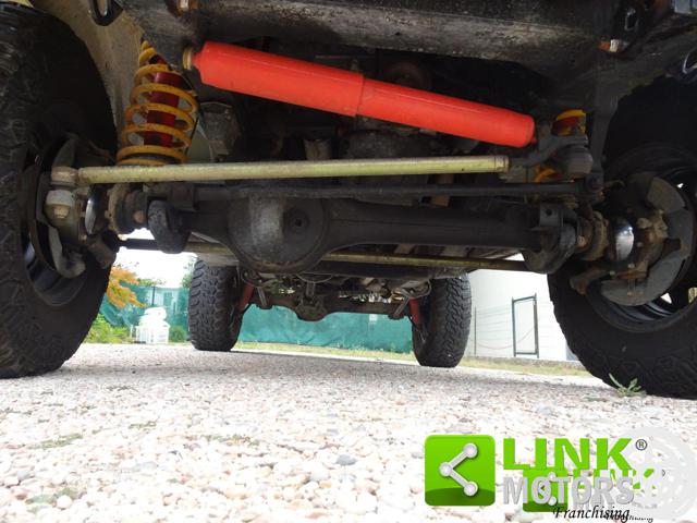 LAND ROVER Defender usata 31