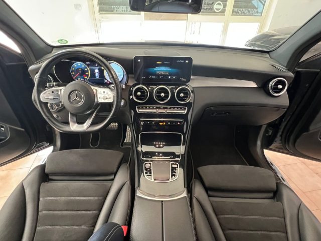 MERCEDES-BENZ GLC 220 usata 10