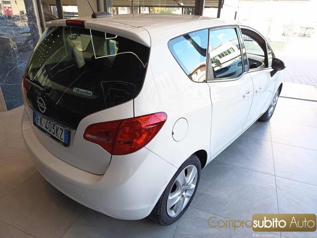 OPEL Meriva usata, con Autoradio