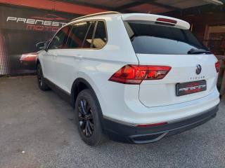 VOLKSWAGEN Tiguan usata, con Autoradio