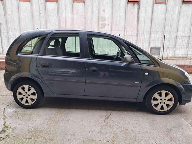 OPEL Meriva usata, con Cerchi in lega